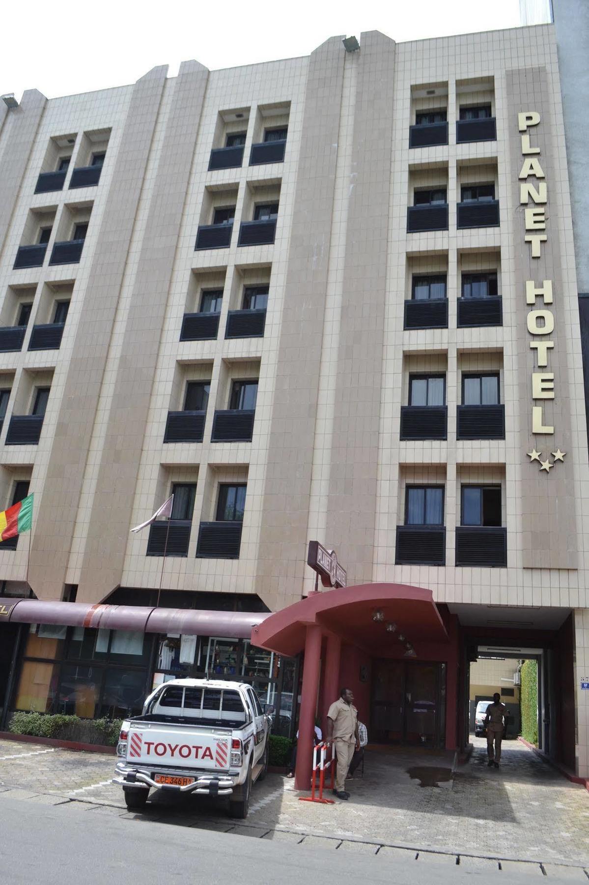 Planet Hotel Douala Exterior foto